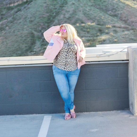 Light colored jeans - Picture 2 of 2